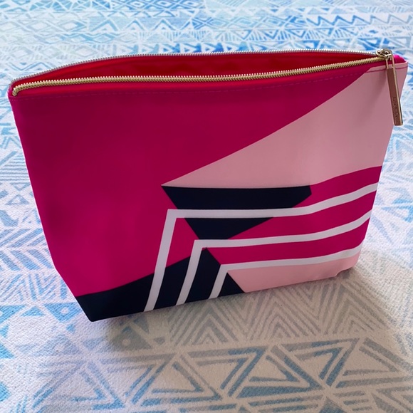 Lancôme Pink Makeup Bag - Picture 2 of 4